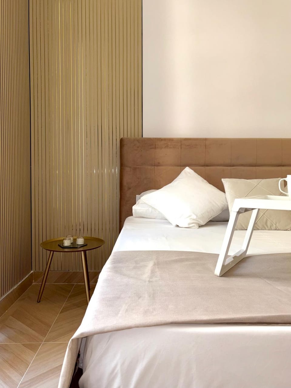 Aurasuite Vacation rental in Naples