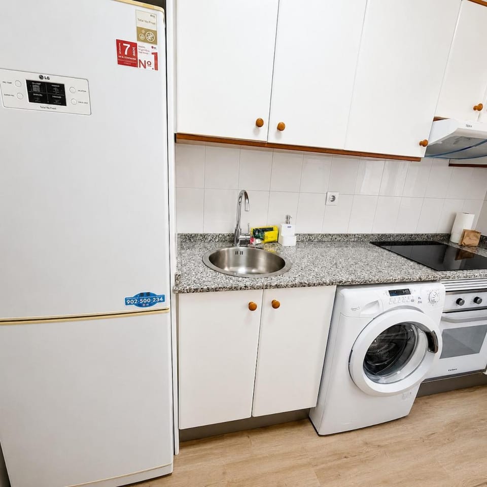 R2R - Acogedor Apartamento en Gijón - 1A173 Apartment in Gijón