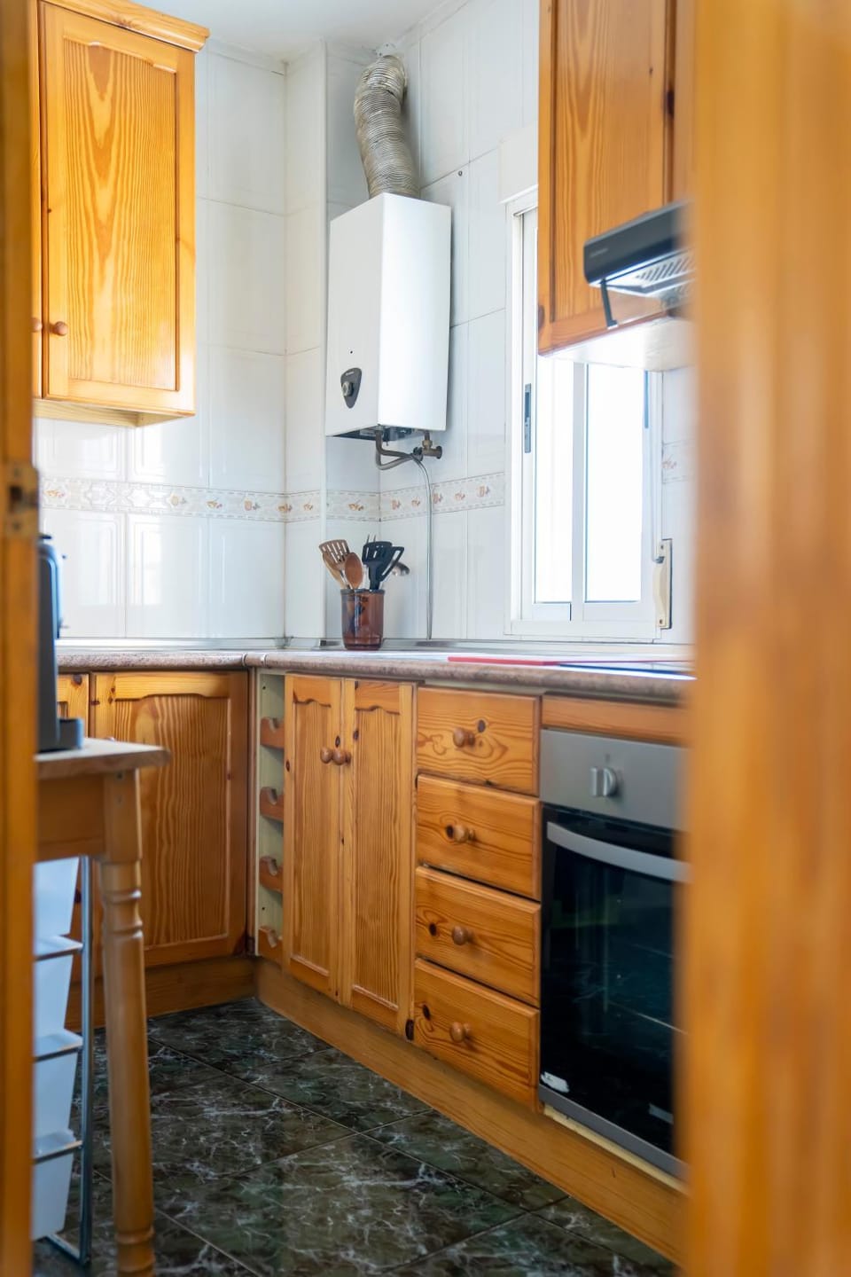 Kitchen or kitchenette, oven, stove