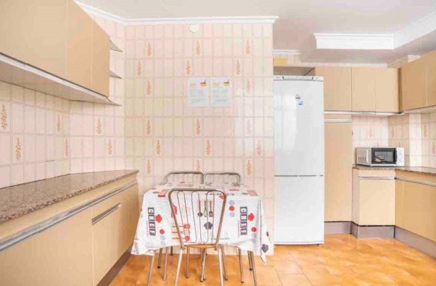 Kitchen or kitchenette, oven, stove