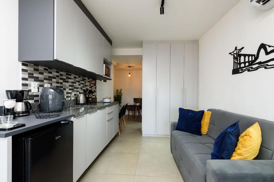 Your Retreat Steps from Lapa | RL 201/701 Apartment in Santa Teresa