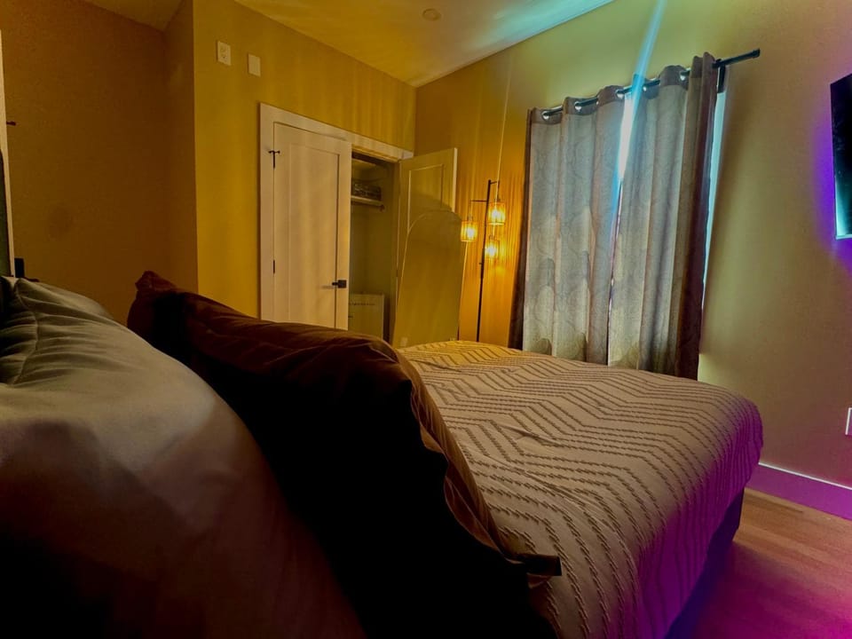 La Suite de Antonio Shared Property PRIVATE stay NYC 18mins Vacation rental in North Bergen