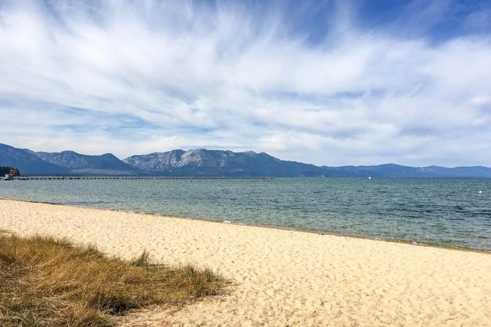 Lake View - 4 Bedroom 3 Bath with Loft Townhome House in South Lake Tahoe