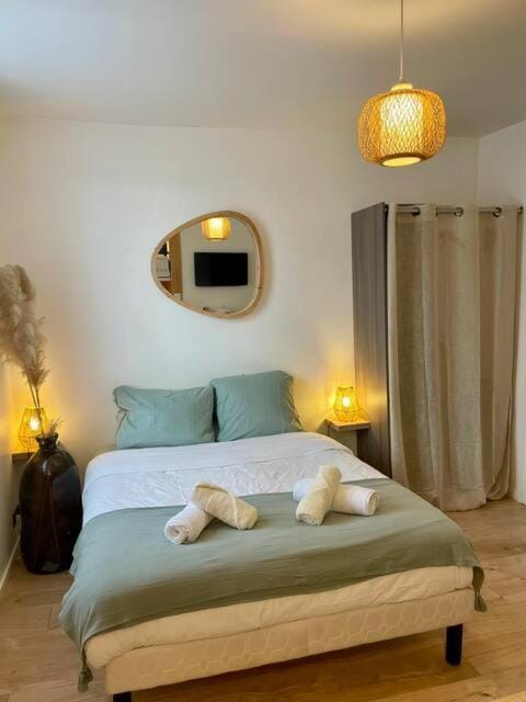 Bedroom, storage