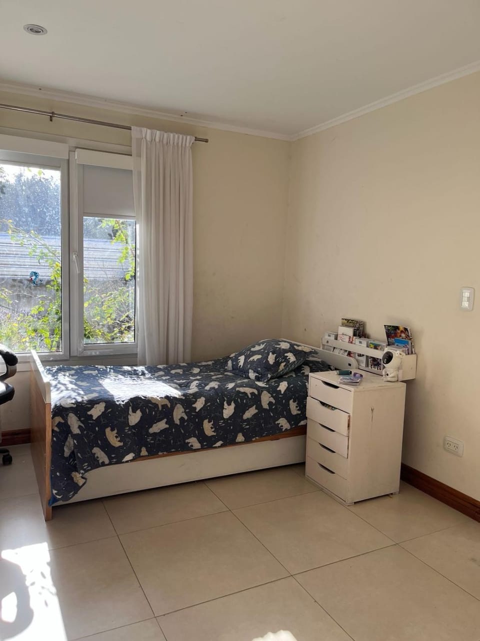 Bed, Bedroom