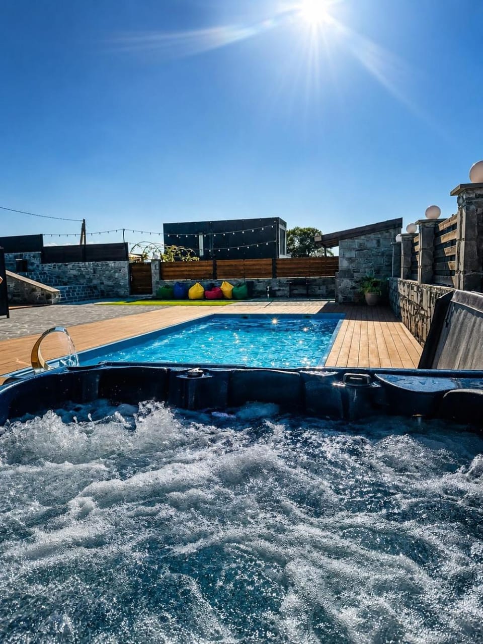 Hot Tub, Swimming pool