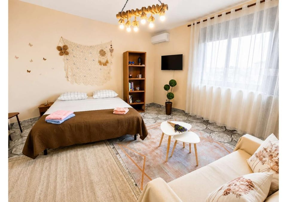 Boni's apartment Apartment in Tirana County, Albania