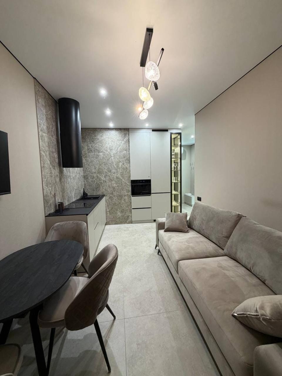Kitchen or kitchenette, Seating area