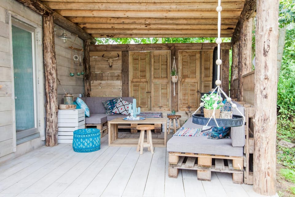 Ibiza Summer Lodge Campground/ 
RV Resort in Brouwershaven