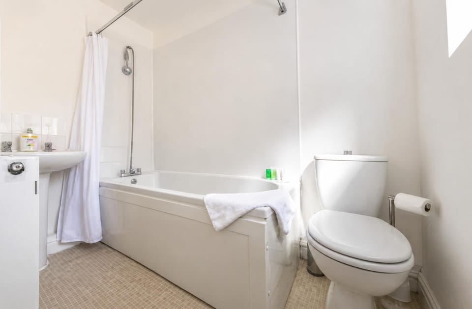 Bathroom, Bath