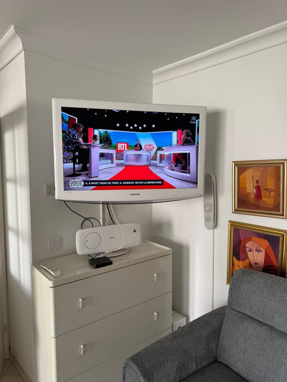 TV and multimedia, Living room, Seating area