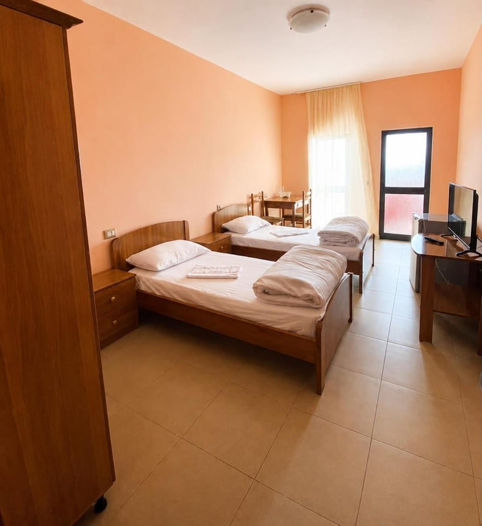 Bed, Photo of the whole room, towels
