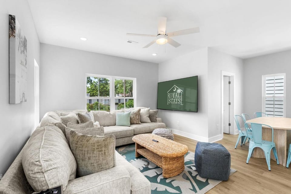 Swell House-3 Blocks to Ocean-Pets House in Myrtle Beach