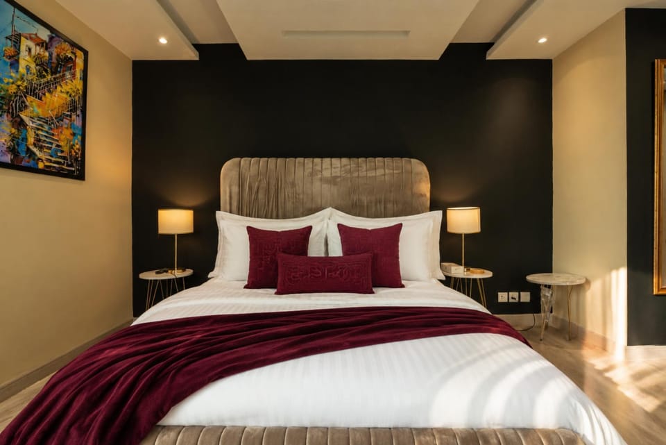 Bed, Photo of the whole room, Bedroom