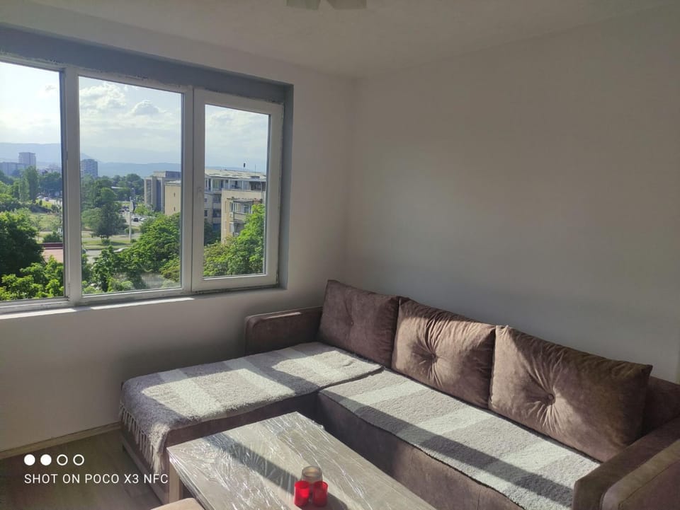 Cozy Modern Studio in the Heart of Karposh, Skopje Apartment in Skopje