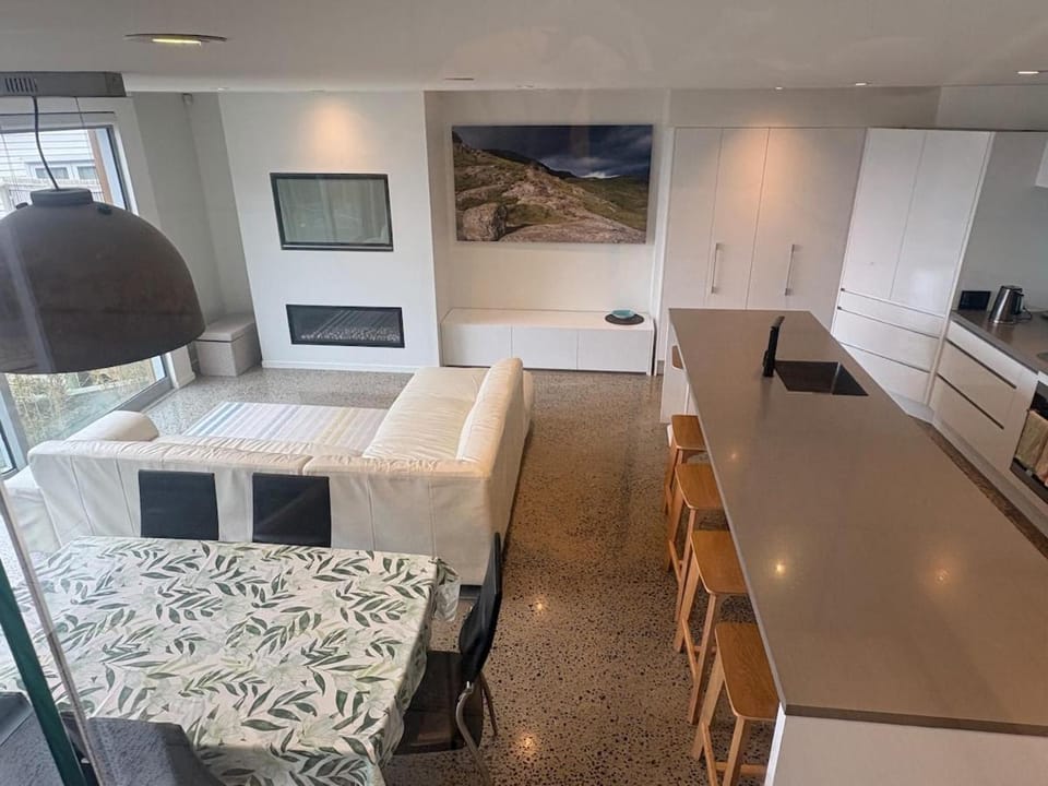 Island Bay Retreat House in Wellington