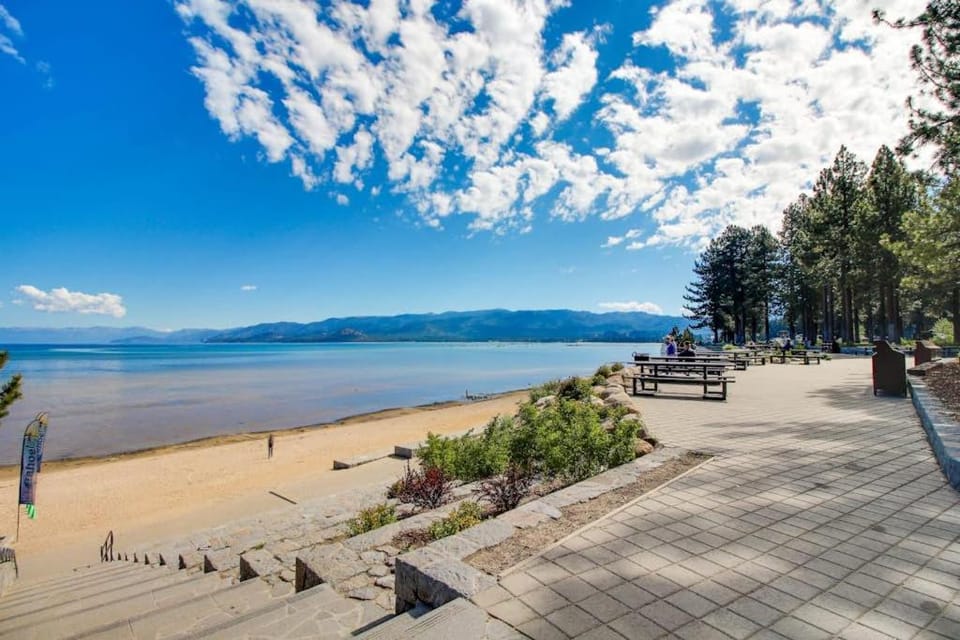 Two bedroom Townhome w loft private beach pools hot tub sauna resort fun House in South Lake Tahoe