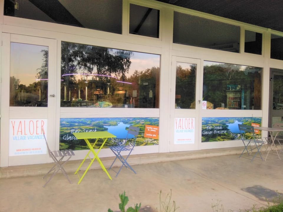 Facade/entrance, Property logo or sign, Meals, Lunch, Dinner, Alcoholic drinks, Non alcoholic drinks