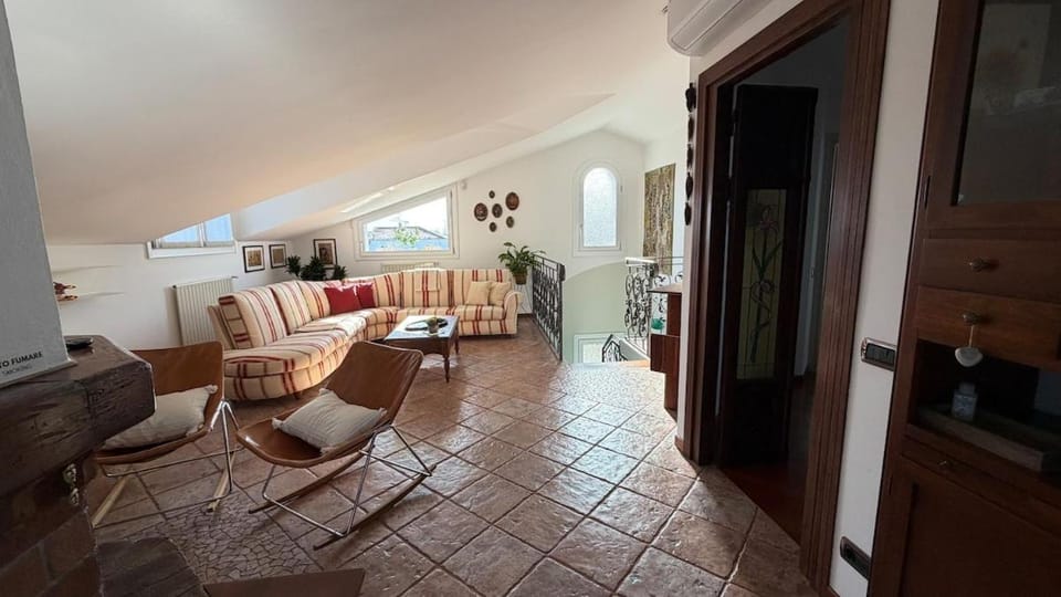 Orto in Giardino Casa Vacanze, Mansarda di charme e giardino vicino a Rho Fiera Apartment in Rho