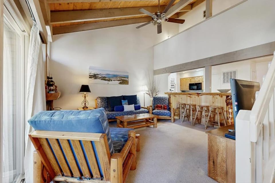 Lofted gem close to the lake with pool hot tub beach access & WiFi House in South Lake Tahoe