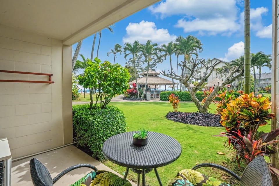 Patio, Garden, Garden view