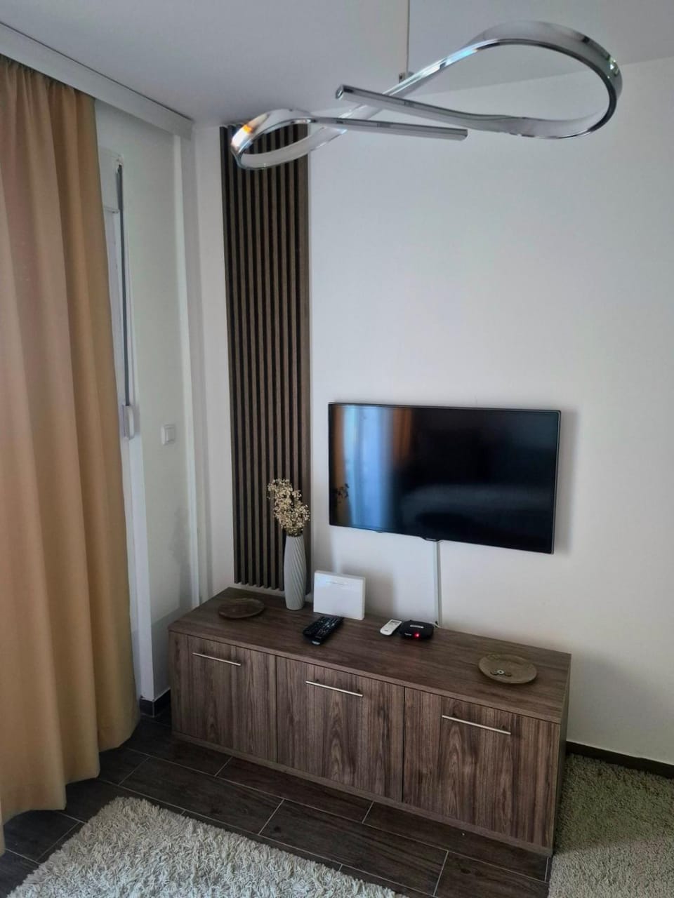 Silver Paradise Apartment in Serbia