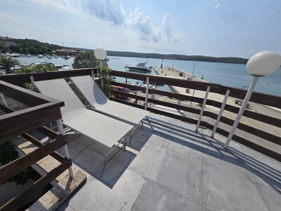 Balcony/Terrace, Balcony/Terrace