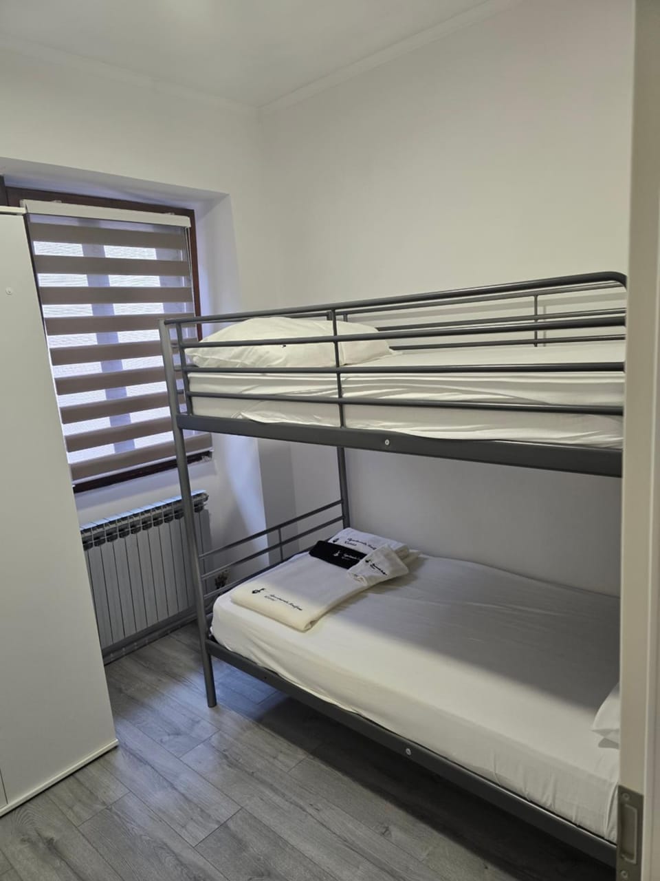 Bed, Bedroom, bunk bed