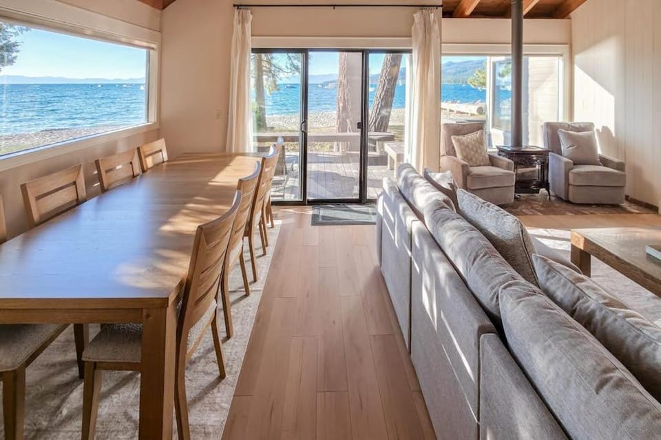 Lakefront Townhome w Private Hot Tub 270 Views - Sleeps 12 House in South Lake Tahoe