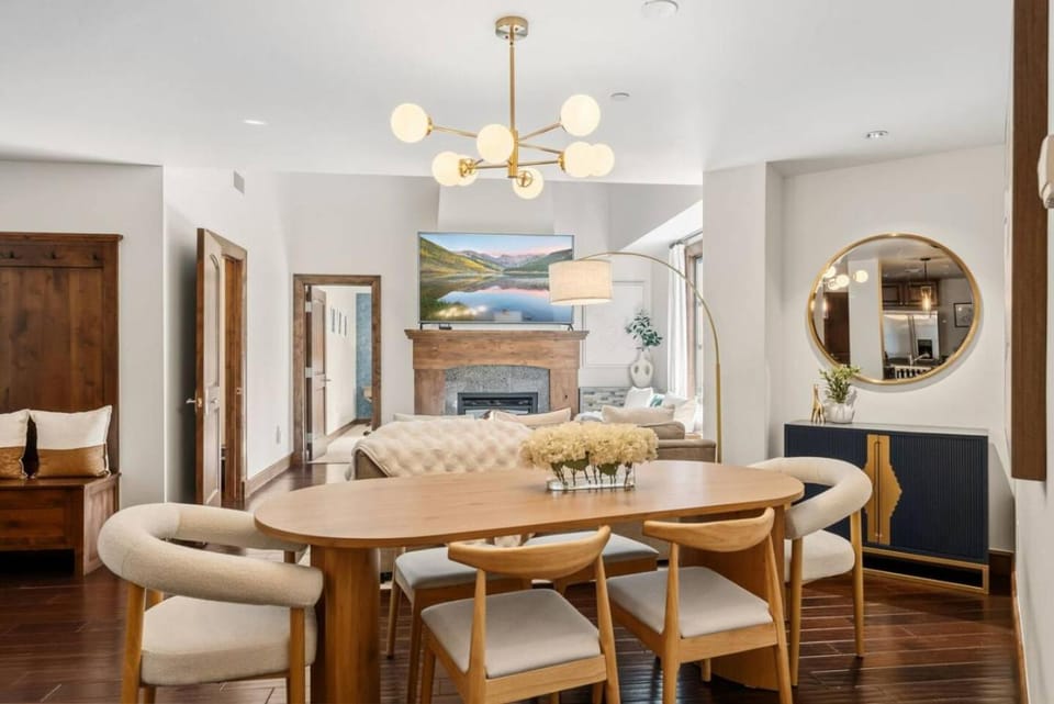 Beaver Creek Penthouse Pool Hot Tub Walkable House in Avon