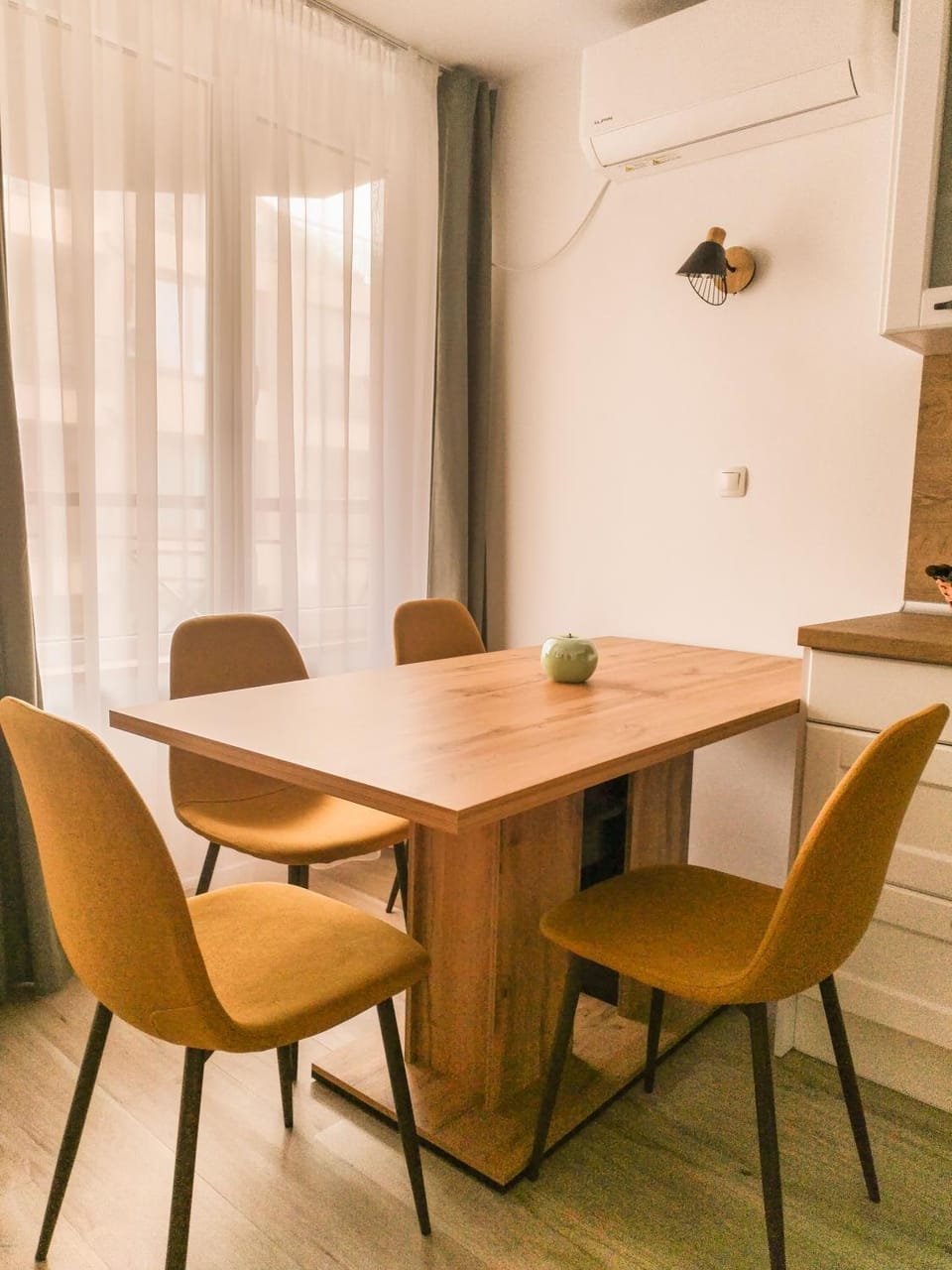 Kitchen or kitchenette, Living room, Dining area