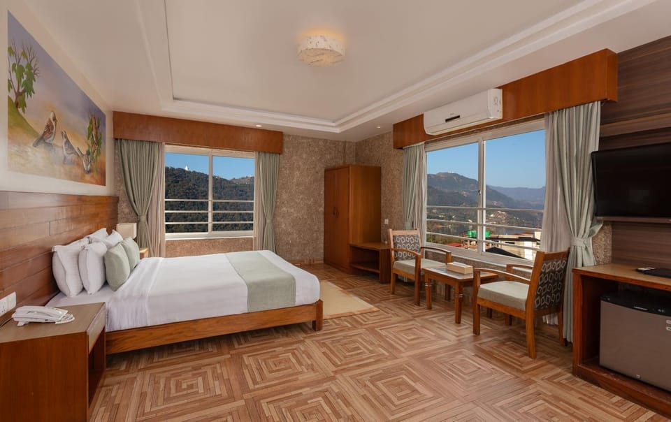 Natural landscape, View (from property/room), Photo of the whole room, Bedroom, Mountain view