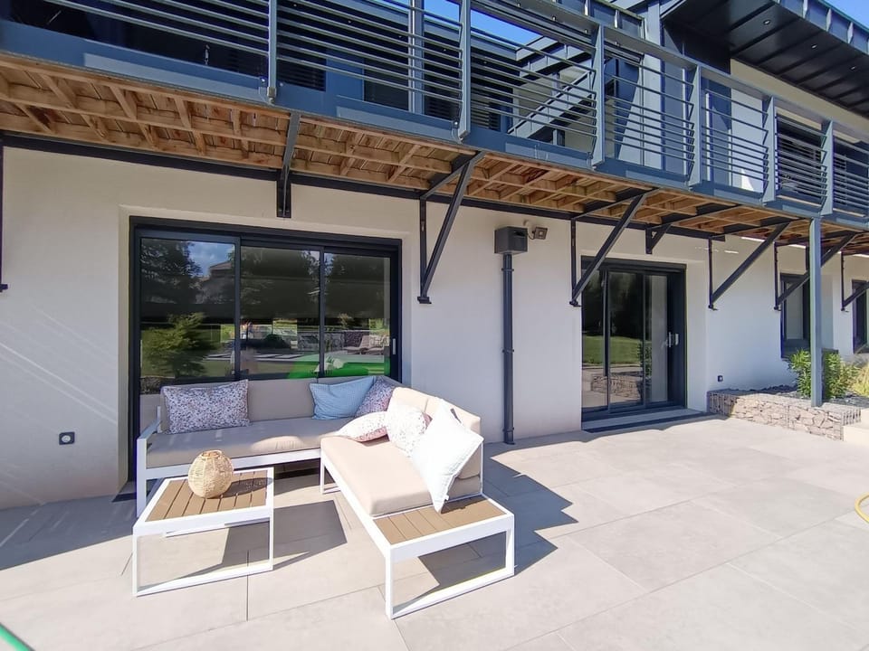 Détente en Famille avec Terrasse et Accès Piscine - FR-1-589-825 House in Vosges