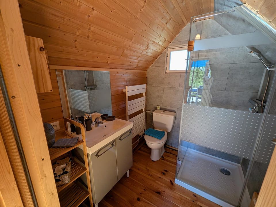 Kota Double à Mantoche : Havre de Paix pour 4 Personnes - FR-1-583-391 House in Bourgogne-Franche-Comté