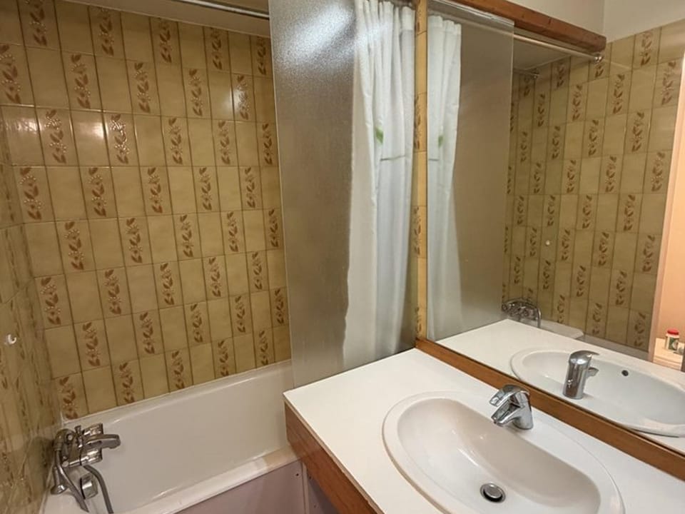 Appartement chaleureux au cœur de la station - FR-1-787-155 Apartment in Auvergne-Rhône-Alpes
