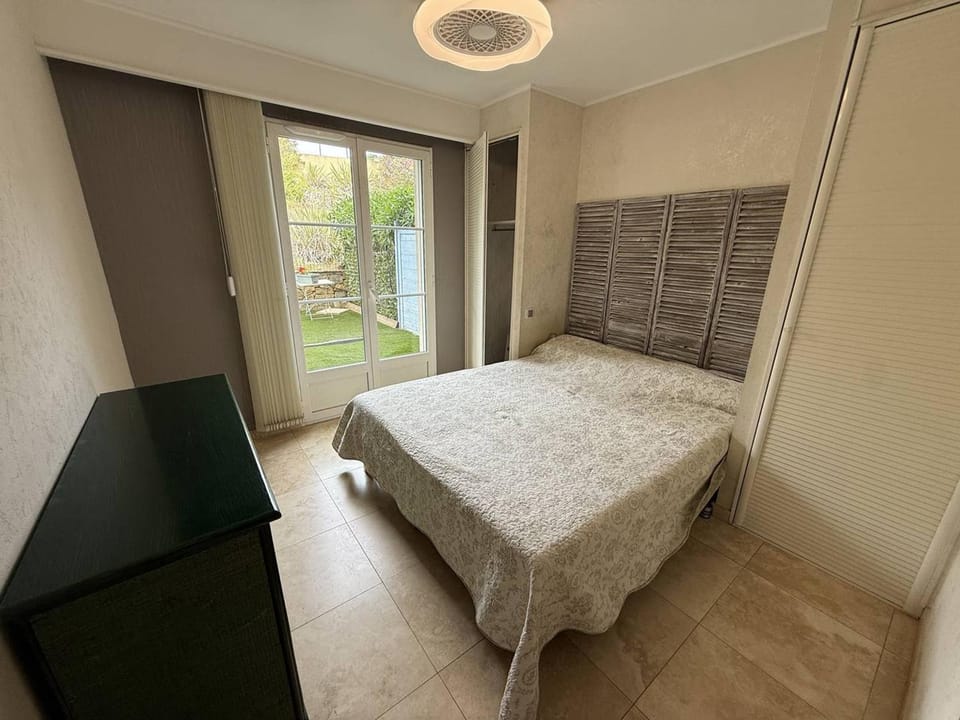 Appartement charme, climatisation - 2 pers. - FR-1-726-77 Apartment in La Croix-Valmer