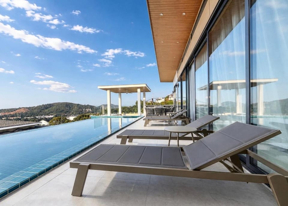 Property building, Swimming pool