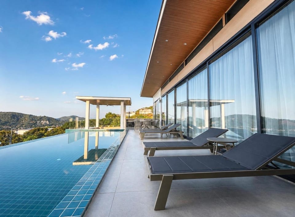 Property building, Swimming pool