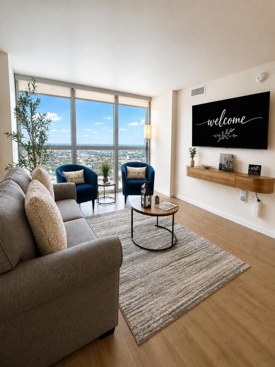 TV and multimedia, Living room, Seating area, Sea view