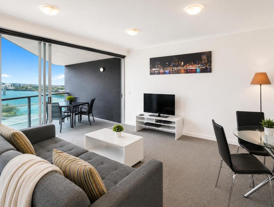View (from property/room), Living room, Seating area