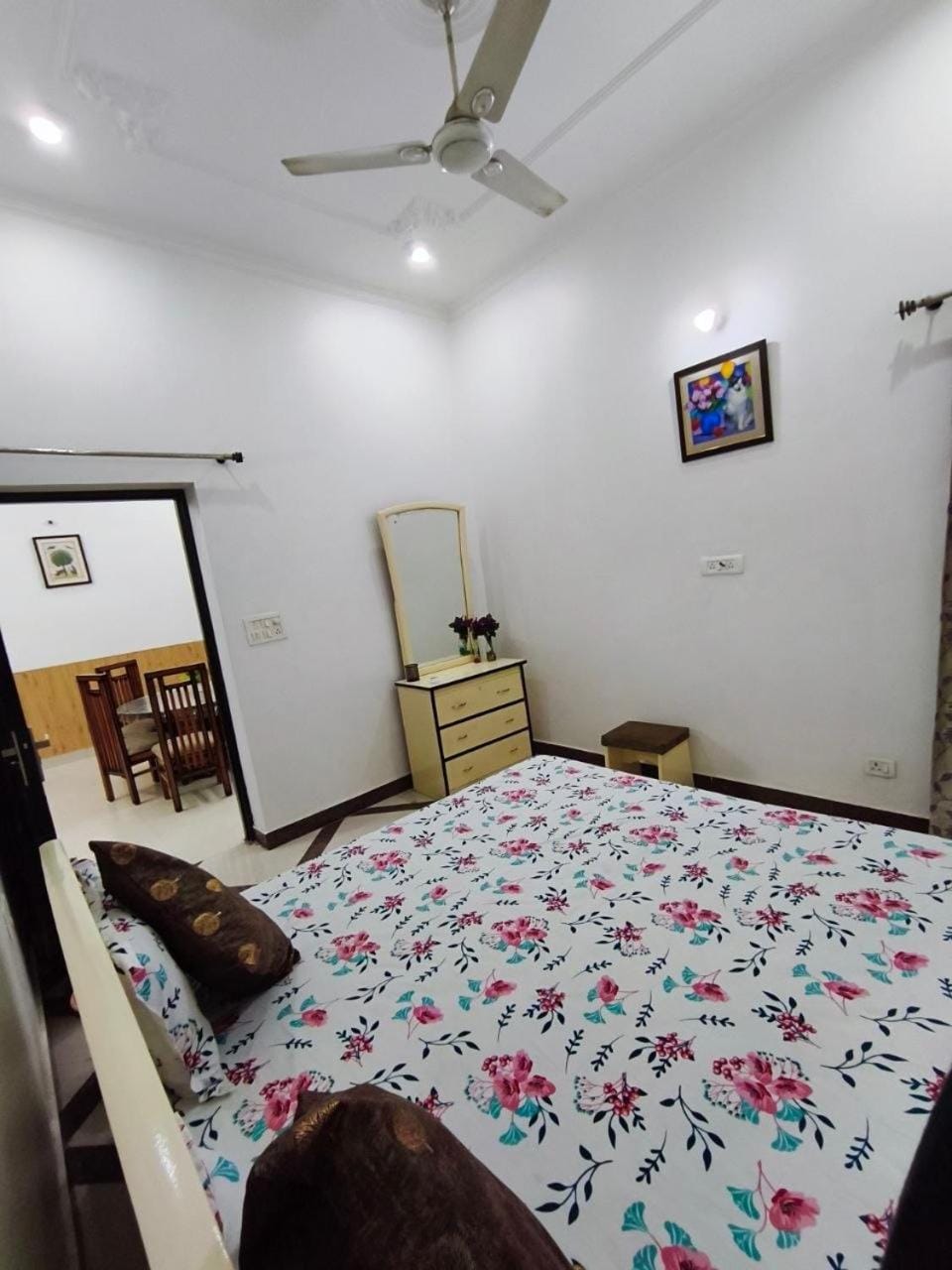 Comfy Stay Bed and Breakfast in Dehradun