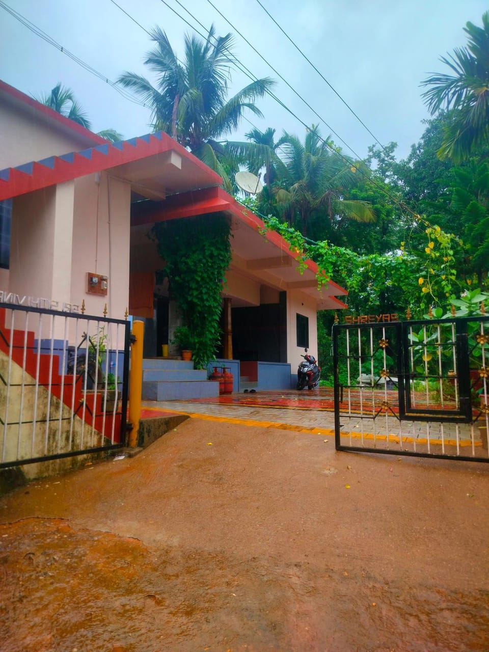 Manjunatha nilaya sute delux ordinary room Vacation rental in Karnataka