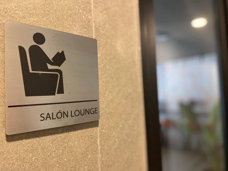 Communal lounge/ TV room, Spa and wellness centre/facilities