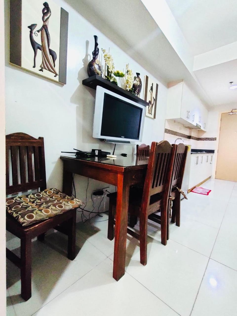 Restaurant/places to eat, Communal lounge/ TV room, Game Room, Massage, TV and multimedia, Lobby or reception, Spa and wellness centre/facilities, Dining area, Communal kitchen