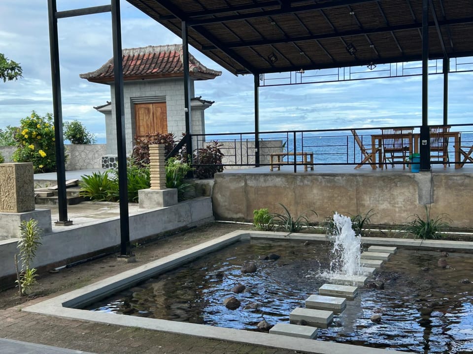 Alice Beach Club & Resort Resort in Batu Layar