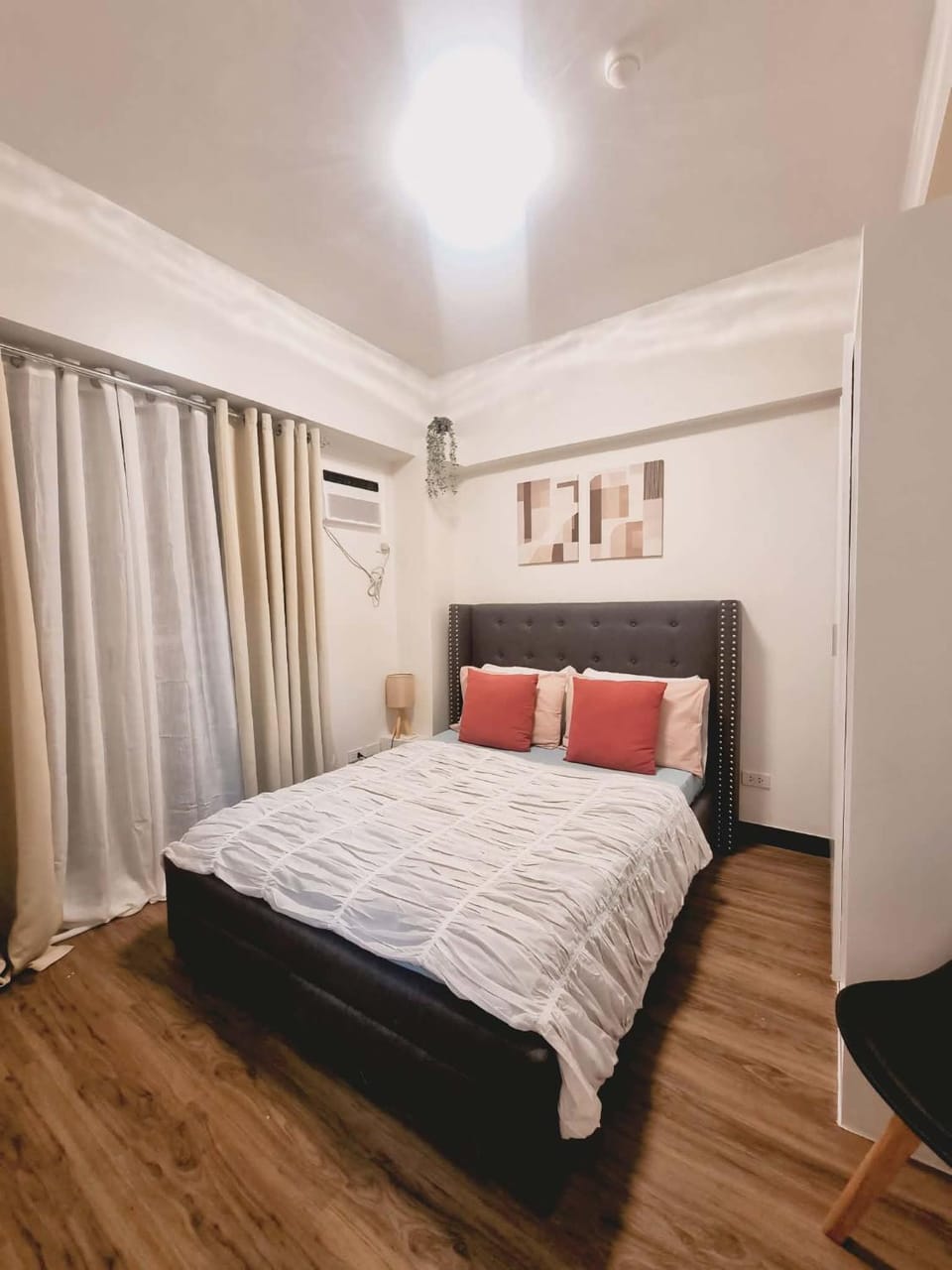 CASA BUENA by J&D Apartment in Las Pinas