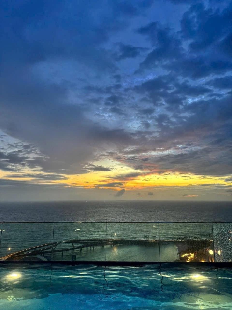 Natural landscape, Sea view, Swimming pool, Sunrise, Sunset