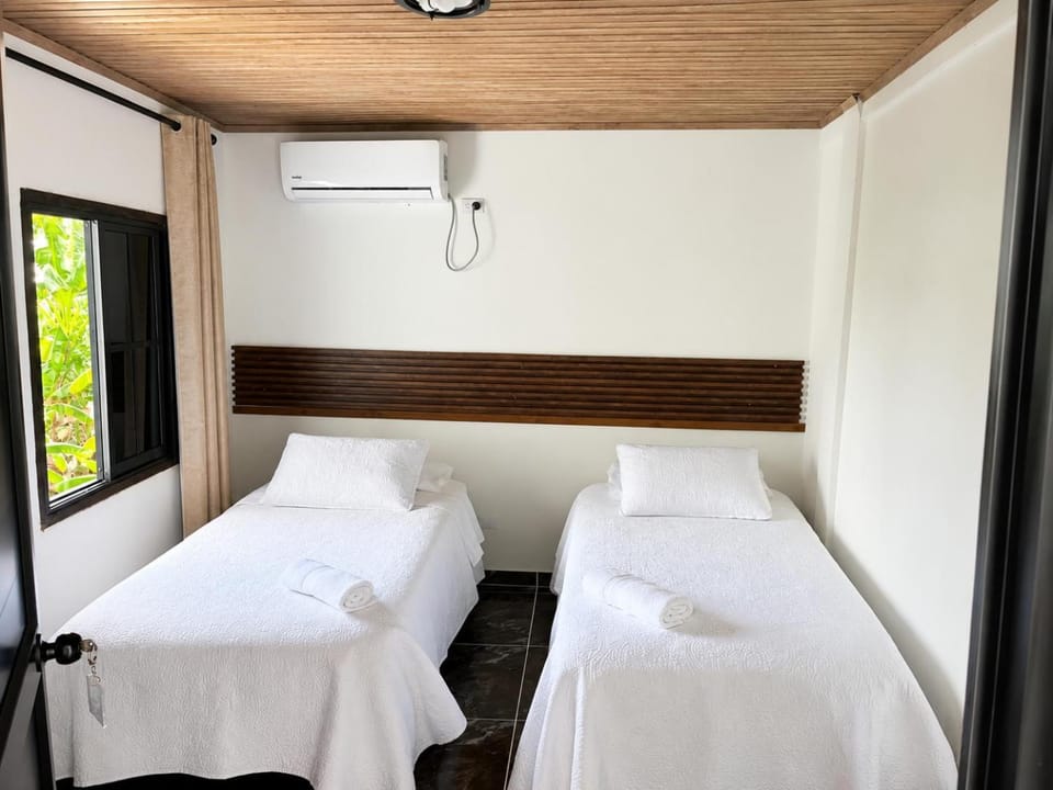 The White House Inn Bed and Breakfast in San Andrés and Providencia