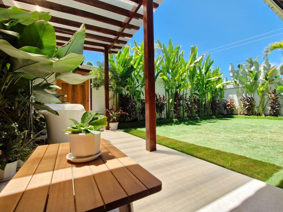 Patio, Garden, Bath