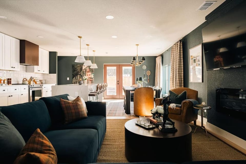 The Fairway House Luxe Design Sauna Mini Putt House in Arvada